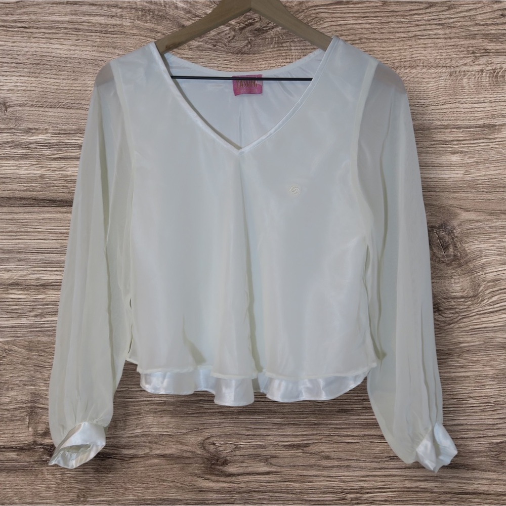 Cassini Intimates Blouse Whimsical Relaxed Romantic Semi Sheer Bishop Sleeves‎